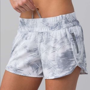 Lululemon Tracker shorts (limited edition)